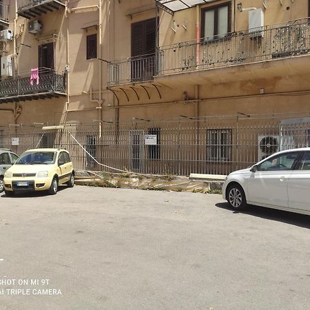 Casa Varco Santa Lucia Palermo Exterior photo